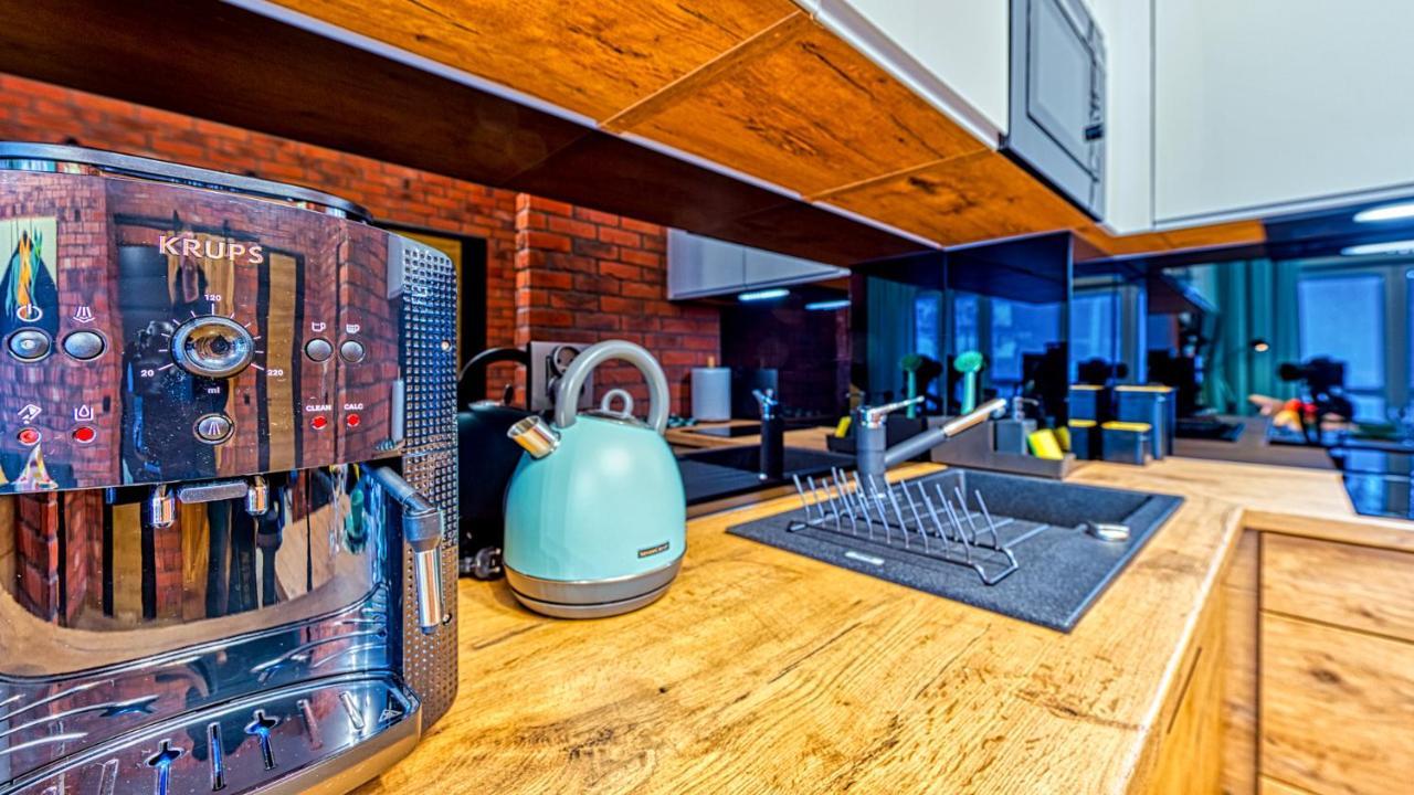 Apartament Bialy Wilk - 5D Apartamenty Świeradów-Zdrój エクステリア 写真